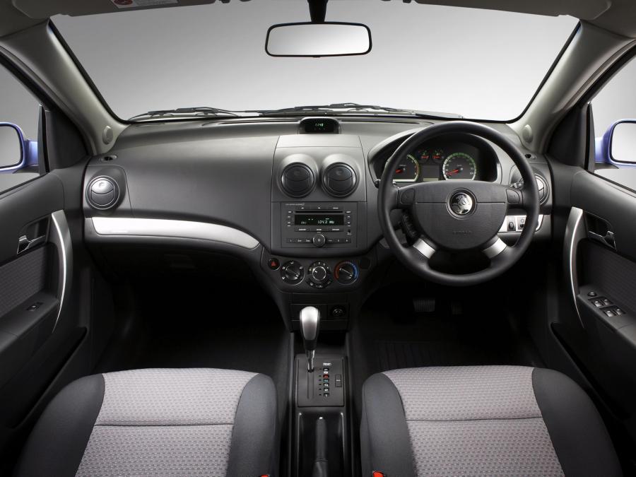  Holden Barina 5-Door 2008 года  (фото 4 из 5)